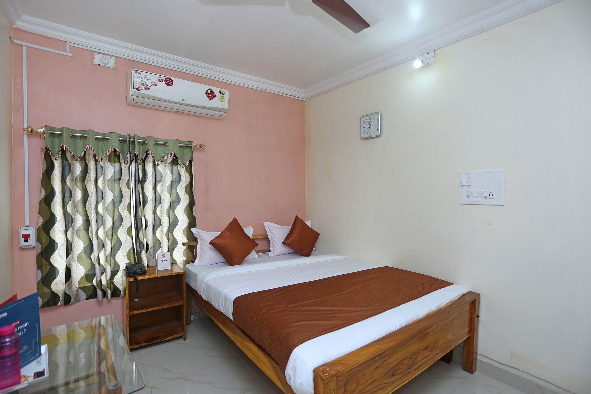 Oyo Flagship 9009 Tc Guest House Bhubaneswar Exterior foto